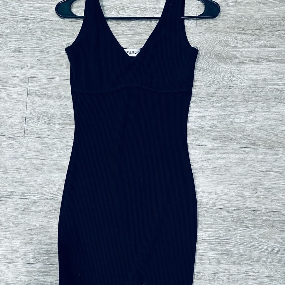 Elegant Black Sleeveless Dress